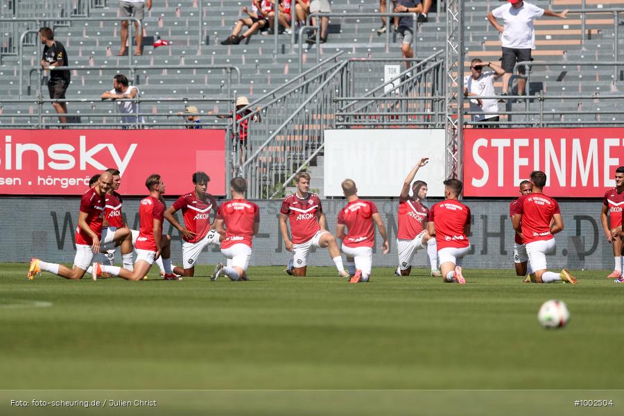 SPO, viertklassig, vierthoechste Spielklasse, Voetbal, Teamsport, Sport, Soccer, Saison 2024 2025, Profifussball, Maenner, Mannschaftssport, Wuerzburg, Le Football, Herren, Germany, GER, Fussball, Futbol, Fussball, Fotball, Viertklassigkeit, Vierte Liga, Deutschland, DFB, DEU, AKON ARENA, Calcio, Regionalliga, Regionalliga Bayern, 2024/25, 6. Spieltag - Bild-ID: 1002504 SPO, viertklassig, vierthoechste Spielklasse, Voetbal, Teamsport, Sport, Soccer, Saison 2024 2025, Profifussball, Maenner, Mannschaftssport, Wuerzburg, Le Football, Herren, Germany, GER, Fussball, Futbol, Fussball, Fotball, Viertklassigkeit, Vierte Liga, Deutschland, DFB, DEU, AKON ARENA, Calcio, Regionalliga, Regionalliga Bayern, 2024/25, 6. Spieltag - Bild-ID: 1002504