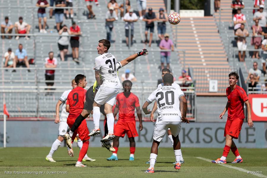 SPO, viertklassig, vierthoechste Spielklasse, Voetbal, Teamsport, Sport, Soccer, Saison 2024 2025, Profifussball, Maenner, Mannschaftssport, Wuerzburg, Le Football, Herren, Germany, GER, Fussball, Futbol, Fussball, Fotball, Viertklassigkeit, Vierte Liga, Deutschland, DFB, DEU, AKON ARENA, Calcio, Regionalliga, Regionalliga Bayern, 2024/25, 6. Spieltag - Bild-ID: 1002511 SPO, viertklassig, vierthoechste Spielklasse, Voetbal, Teamsport, Sport, Soccer, Saison 2024 2025, Profifussball, Maenner, Mannschaftssport, Wuerzburg, Le Football, Herren, Germany, GER, Fussball, Futbol, Fussball, Fotball, Viertklassigkeit, Vierte Liga, Deutschland, DFB, DEU, AKON ARENA, Calcio, Regionalliga, Regionalliga Bayern, 2024/25, 6. Spieltag - Bild-ID: 1002511