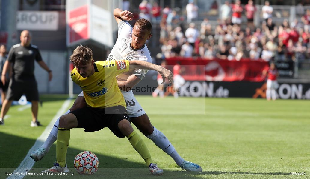 SPO, viertklassig, vierthöchste Spielklasse, Voetbal, Teamsport, Sport, Soccer, Saison 2024 2025, Profifußball, Männer, Mannschaftssport, Würzburg, Le Football, Herren, Germany, GER, Fußball, Futbol, Fussball, Fotball, Viertklassigkeit, Vierte Liga, Deutschland, DFB, DEU, AKON ARENA, Calcio, Regionalliga, Regionalliga Bayern, 2024/25, 8. Spieltag - Bild-ID: 1002667 SPO, viertklassig, vierthöchste Spielklasse, Voetbal, Teamsport, Sport, Soccer, Saison 2024 2025, Profifußball, Männer, Mannschaftssport, Würzburg, Le Football, Herren, Germany, GER, Fußball, Futbol, Fussball, Fotball, Viertklassigkeit, Vierte Liga, Deutschland, DFB, DEU, AKON ARENA, Calcio, Regionalliga, Regionalliga Bayern, 2024/25, 8. Spieltag - Bild-ID: 1002667