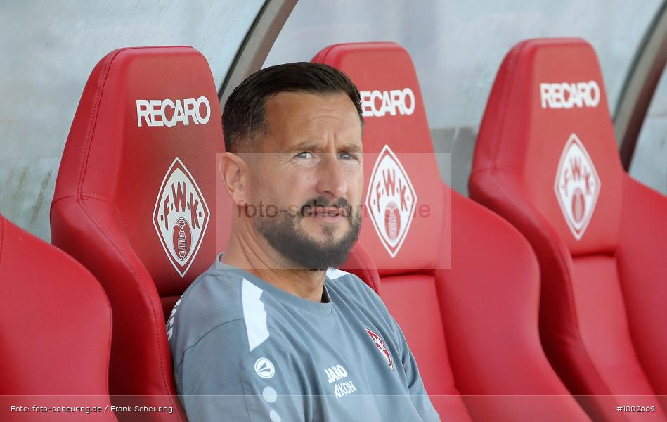 SPO, viertklassig, vierthöchste Spielklasse, Voetbal, Teamsport, Sport, Soccer, Saison 2024 2025, Profifußball, Männer, Mannschaftssport, Würzburg, Le Football, Herren, Germany, GER, Fußball, Futbol, Fussball, Fotball, Viertklassigkeit, Vierte Liga, Deutschland, DFB, DEU, AKON ARENA, Calcio, Regionalliga, Regionalliga Bayern, 2024/25, 8. Spieltag - Bild-ID: 1002669 SPO, viertklassig, vierthöchste Spielklasse, Voetbal, Teamsport, Sport, Soccer, Saison 2024 2025, Profifußball, Männer, Mannschaftssport, Würzburg, Le Football, Herren, Germany, GER, Fußball, Futbol, Fussball, Fotball, Viertklassigkeit, Vierte Liga, Deutschland, DFB, DEU, AKON ARENA, Calcio, Regionalliga, Regionalliga Bayern, 2024/25, 8. Spieltag - Bild-ID: 1002669