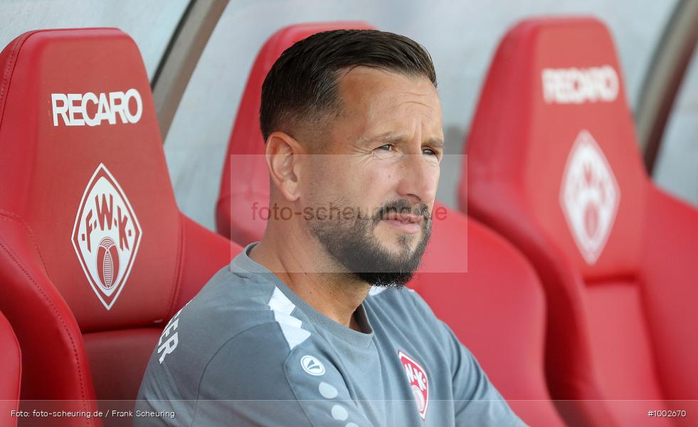 SPO, viertklassig, vierthöchste Spielklasse, Voetbal, Teamsport, Sport, Soccer, Saison 2024 2025, Profifußball, Männer, Mannschaftssport, Würzburg, Le Football, Herren, Germany, GER, Fußball, Futbol, Fussball, Fotball, Viertklassigkeit, Vierte Liga, Deutschland, DFB, DEU, AKON ARENA, Calcio, Regionalliga, Regionalliga Bayern, 2024/25, 8. Spieltag - Bild-ID: 1002670 SPO, viertklassig, vierthöchste Spielklasse, Voetbal, Teamsport, Sport, Soccer, Saison 2024 2025, Profifußball, Männer, Mannschaftssport, Würzburg, Le Football, Herren, Germany, GER, Fußball, Futbol, Fussball, Fotball, Viertklassigkeit, Vierte Liga, Deutschland, DFB, DEU, AKON ARENA, Calcio, Regionalliga, Regionalliga Bayern, 2024/25, 8. Spieltag - Bild-ID: 1002670