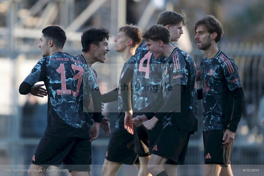 viertklassig, vierthoechste Spielklasse, Voetbal, Teamsport, Sport, Soccer, Saison 2024 2025, Profifussball, Maenner, Mannschaftssport, Aschaffenburg, Le Football, Herren, Germany, GER, Fussball, Futbol, Fussball, Fotball, Viertklassigkeit, Vierte Liga, Deutschland, DFB, DEU, Calcio, Regionalliga, Regionalliga Bayern, 2024/25, 22. Spieltag - Bild-ID: 1002894 viertklassig, vierthoechste Spielklasse, Voetbal, Teamsport, Sport, Soccer, Saison 2024 2025, Profifussball, Maenner, Mannschaftssport, Aschaffenburg, Le Football, Herren, Germany, GER, Fussball, Futbol, Fussball, Fotball, Viertklassigkeit, Vierte Liga, Deutschland, DFB, DEU, Calcio, Regionalliga, Regionalliga Bayern, 2024/25, 22. Spieltag - Bild-ID: 1002894