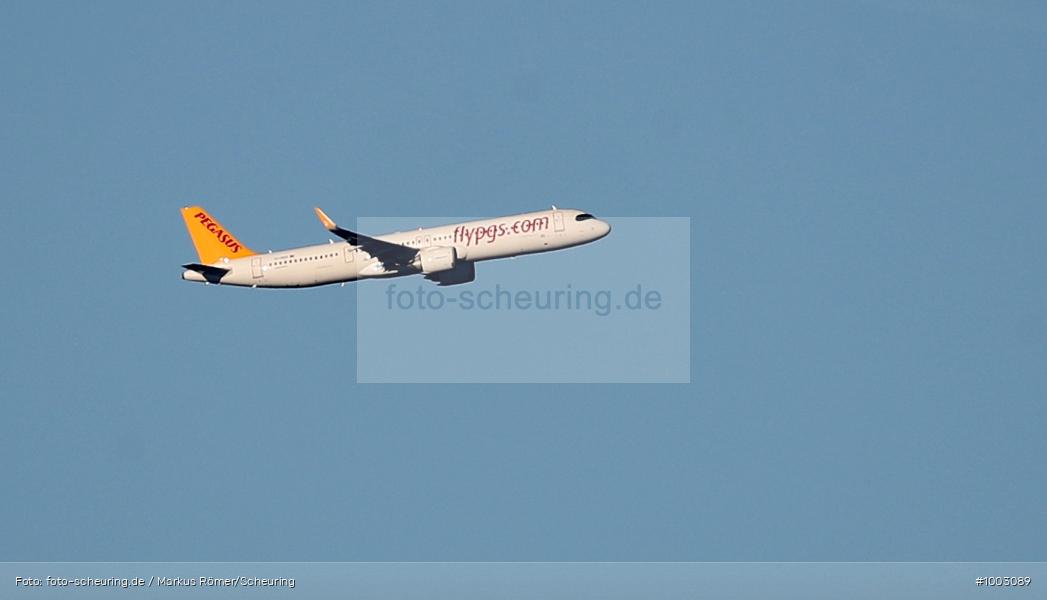SPO, viertklassig, vierthöchste Spielklasse, Voetbal, Teamsport, Sport, Soccer, Saison 2024 2025, Profifußball, Männer, Mannschaftssport, Nürnberg, Le Football, Herren, Germany, GER, Fußball, Futbol, Fussball, Fotball, Viertklassigkeit, Vierte Liga, Deutschland, DFB, DEU, Sportpark Valznerweiher), Max-Morlock-Platz, Calcio, Regionalliga, Regionalliga Bayern, 2024/25, 30.11.2024, 22. Spieltag - Bild-ID: 1003089 SPO, viertklassig, vierthöchste Spielklasse, Voetbal, Teamsport, Sport, Soccer, Saison 2024 2025, Profifußball, Männer, Mannschaftssport, Nürnberg, Le Football, Herren, Germany, GER, Fußball, Futbol, Fussball, Fotball, Viertklassigkeit, Vierte Liga, Deutschland, DFB, DEU, Sportpark Valznerweiher), Max-Morlock-Platz, Calcio, Regionalliga, Regionalliga Bayern, 2024/25, 30.11.2024, 22. Spieltag - Bild-ID: 1003089