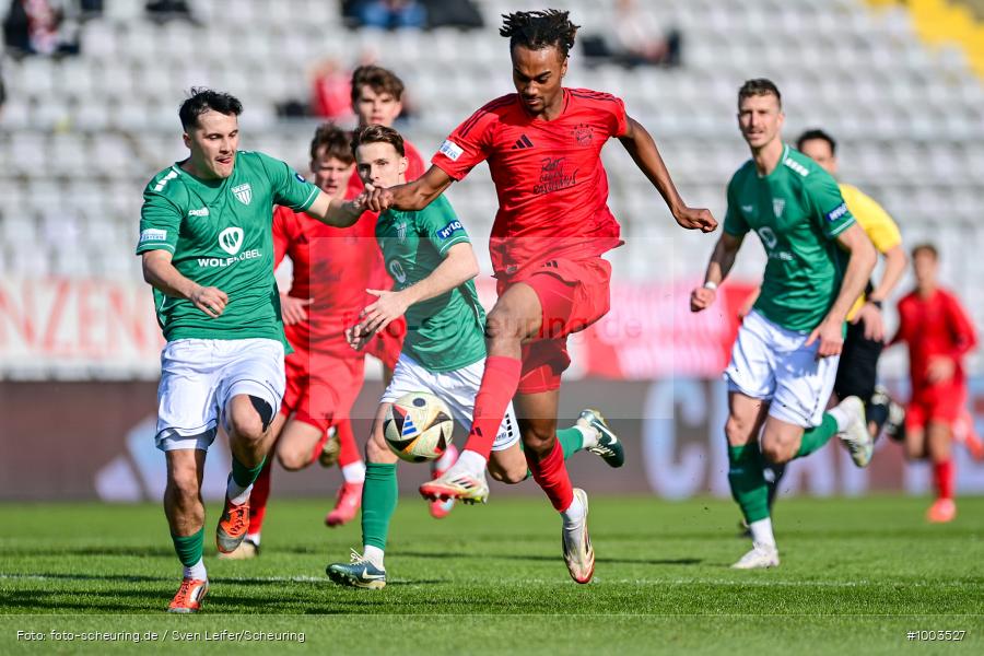viertklassig, vierthöchste Spielklasse, Voetbal, Teamsport, Sport, Soccer, Saison 2024 2025, Profifußball, Männer, Mannschaftssport, München, Le Football, Herren, Germany, GER, Fußball, Futbol, Fussball, Fotball, Viertklassigkeit, Vierte Liga, Deutschland, DFB, DEU, Stadion an der Grünwalder Straße, Calcio, Regionalliga, Regionalliga Bayern, 2024/25, 22.02.2025, 13. Spieltag - Bild-ID: 1003527 viertklassig, vierthöchste Spielklasse, Voetbal, Teamsport, Sport, Soccer, Saison 2024 2025, Profifußball, Männer, Mannschaftssport, München, Le Football, Herren, Germany, GER, Fußball, Futbol, Fussball, Fotball, Viertklassigkeit, Vierte Liga, Deutschland, DFB, DEU, Stadion an der Grünwalder Straße, Calcio, Regionalliga, Regionalliga Bayern, 2024/25, 22.02.2025, 13. Spieltag - Bild-ID: 1003527