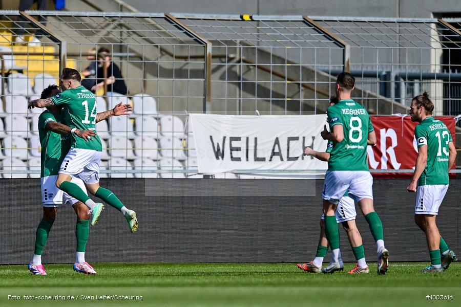 viertklassig, vierthöchste Spielklasse, Voetbal, Teamsport, Sport, Soccer, Saison 2024 2025, Profifußball, Männer, Mannschaftssport, München, Le Football, Herren, Germany, GER, Fußball, Futbol, Fussball, Fotball, Viertklassigkeit, Vierte Liga, Deutschland, DFB, DEU, Stadion an der Grünwalder Straße, Calcio, Regionalliga, Regionalliga Bayern, 2024/25, 22.02.2025, 13. Spieltag - Bild-ID: 1003616 viertklassig, vierthöchste Spielklasse, Voetbal, Teamsport, Sport, Soccer, Saison 2024 2025, Profifußball, Männer, Mannschaftssport, München, Le Football, Herren, Germany, GER, Fußball, Futbol, Fussball, Fotball, Viertklassigkeit, Vierte Liga, Deutschland, DFB, DEU, Stadion an der Grünwalder Straße, Calcio, Regionalliga, Regionalliga Bayern, 2024/25, 22.02.2025, 13. Spieltag - Bild-ID: 1003616