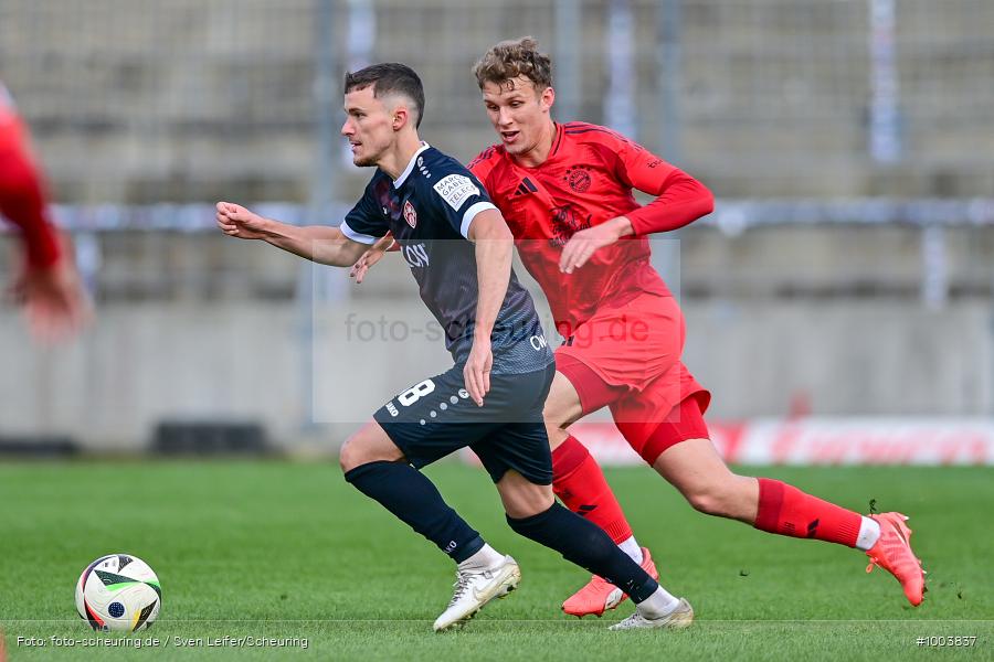 viertklassig, vierthöchste Spielklasse, Voetbal, Teamsport, Sport, Soccer, Saison 2024 2025, Profifußball, Männer, Mannschaftssport, München, Le Football, Herren, Germany, GER, Fußball, Futbol, Fussball, Fotball, Viertklassigkeit, Vierte Liga, Deutschland, DFB, DEU, Stadion an der Grünwalder Straße, Calcio, Regionalliga, Regionalliga Bayern, 2024/25, 01.03.2025, 23. Spieltag - Bild-ID: 1003837 viertklassig, vierthöchste Spielklasse, Voetbal, Teamsport, Sport, Soccer, Saison 2024 2025, Profifußball, Männer, Mannschaftssport, München, Le Football, Herren, Germany, GER, Fußball, Futbol, Fussball, Fotball, Viertklassigkeit, Vierte Liga, Deutschland, DFB, DEU, Stadion an der Grünwalder Straße, Calcio, Regionalliga, Regionalliga Bayern, 2024/25, 01.03.2025, 23. Spieltag - Bild-ID: 1003837