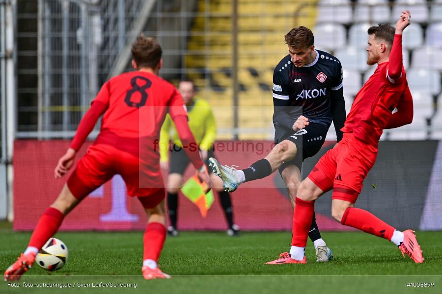 viertklassig, vierthöchste Spielklasse, Voetbal, Teamsport, Sport, Soccer, Saison 2024 2025, Profifußball, Männer, Mannschaftssport, München, Le Football, Herren, Germany, GER, Fußball, Futbol, Fussball, Fotball, Viertklassigkeit, Vierte Liga, Deutschland, DFB, DEU, Stadion an der Grünwalder Straße, Calcio, Regionalliga, Regionalliga Bayern, 2024/25, 01.03.2025, 23. Spieltag - Bild-ID: 1003899 viertklassig, vierthöchste Spielklasse, Voetbal, Teamsport, Sport, Soccer, Saison 2024 2025, Profifußball, Männer, Mannschaftssport, München, Le Football, Herren, Germany, GER, Fußball, Futbol, Fussball, Fotball, Viertklassigkeit, Vierte Liga, Deutschland, DFB, DEU, Stadion an der Grünwalder Straße, Calcio, Regionalliga, Regionalliga Bayern, 2024/25, 01.03.2025, 23. Spieltag - Bild-ID: 1003899