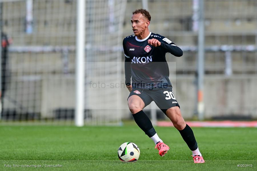 viertklassig, vierthöchste Spielklasse, Voetbal, Teamsport, Sport, Soccer, Saison 2024 2025, Profifußball, Männer, Mannschaftssport, München, Le Football, Herren, Germany, GER, Fußball, Futbol, Fussball, Fotball, Viertklassigkeit, Vierte Liga, Deutschland, DFB, DEU, Stadion an der Grünwalder Straße, Calcio, Regionalliga, Regionalliga Bayern, 2024/25, 01.03.2025, 23. Spieltag - Bild-ID: 1003913 viertklassig, vierthöchste Spielklasse, Voetbal, Teamsport, Sport, Soccer, Saison 2024 2025, Profifußball, Männer, Mannschaftssport, München, Le Football, Herren, Germany, GER, Fußball, Futbol, Fussball, Fotball, Viertklassigkeit, Vierte Liga, Deutschland, DFB, DEU, Stadion an der Grünwalder Straße, Calcio, Regionalliga, Regionalliga Bayern, 2024/25, 01.03.2025, 23. Spieltag - Bild-ID: 1003913