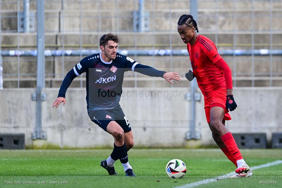 viertklassig, vierthöchste Spielklasse, Voetbal, Teamsport, Sport, Soccer, Saison 2024 2025, Profifußball, Männer, Mannschaftssport, München, Le Football, Herren, Germany, GER, Fußball, Futbol, Fussball, Fotball, Viertklassigkeit, Vierte Liga, Deutschland, DFB, DEU, Stadion an der Grünwalder Straße, Calcio, Regionalliga, Regionalliga Bayern, 2024/25, 01.03.2025, 23. Spieltag - Bild-ID: 1003936 viertklassig, vierthöchste Spielklasse, Voetbal, Teamsport, Sport, Soccer, Saison 2024 2025, Profifußball, Männer, Mannschaftssport, München, Le Football, Herren, Germany, GER, Fußball, Futbol, Fussball, Fotball, Viertklassigkeit, Vierte Liga, Deutschland, DFB, DEU, Stadion an der Grünwalder Straße, Calcio, Regionalliga, Regionalliga Bayern, 2024/25, 01.03.2025, 23. Spieltag - Bild-ID: 1003936