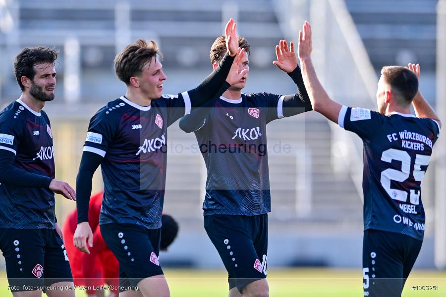 viertklassig, vierthöchste Spielklasse, Voetbal, Teamsport, Sport, Soccer, Saison 2024 2025, Profifußball, Männer, Mannschaftssport, München, Le Football, Herren, Germany, GER, Fußball, Futbol, Fussball, Fotball, Viertklassigkeit, Vierte Liga, Deutschland, DFB, DEU, Stadion an der Grünwalder Straße, Calcio, Regionalliga, Regionalliga Bayern, 2024/25, 01.03.2025, 23. Spieltag - Bild-ID: 1003951 viertklassig, vierthöchste Spielklasse, Voetbal, Teamsport, Sport, Soccer, Saison 2024 2025, Profifußball, Männer, Mannschaftssport, München, Le Football, Herren, Germany, GER, Fußball, Futbol, Fussball, Fotball, Viertklassigkeit, Vierte Liga, Deutschland, DFB, DEU, Stadion an der Grünwalder Straße, Calcio, Regionalliga, Regionalliga Bayern, 2024/25, 01.03.2025, 23. Spieltag - Bild-ID: 1003951