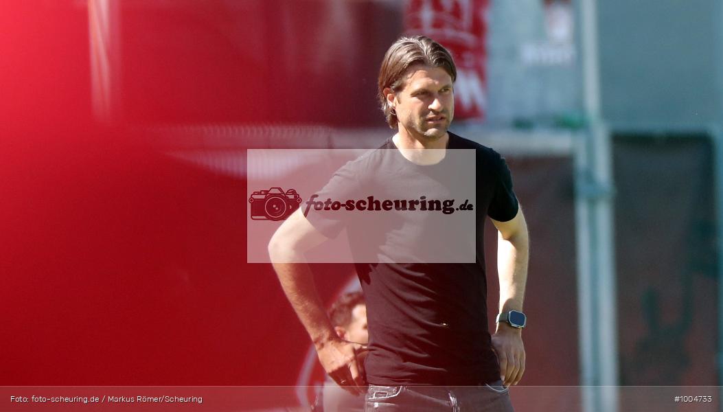 SPO, viertklassig, vierthöchste Spielklasse, Voetbal, Teamsport, Sport, Soccer, Saison 2024 2025, Profifußball, Männer, Mannschaftssport, Würzburg, Le Football, Herren, Germany, GER, Fußball, Futbol, Fussball, Fotball, Viertklassigkeit, Vierte Liga, Deutschland, DFB, DEU, AKON ARENA, Calcio, Regionalliga, Regionalliga Bayern, 2024/25, 12.04.2025, 29. Spieltag - Bild-ID: 1004733 SPO, viertklassig, vierthöchste Spielklasse, Voetbal, Teamsport, Sport, Soccer, Saison 2024 2025, Profifußball, Männer, Mannschaftssport, Würzburg, Le Football, Herren, Germany, GER, Fußball, Futbol, Fussball, Fotball, Viertklassigkeit, Vierte Liga, Deutschland, DFB, DEU, AKON ARENA, Calcio, Regionalliga, Regionalliga Bayern, 2024/25, 12.04.2025, 29. Spieltag - Bild-ID: 1004733