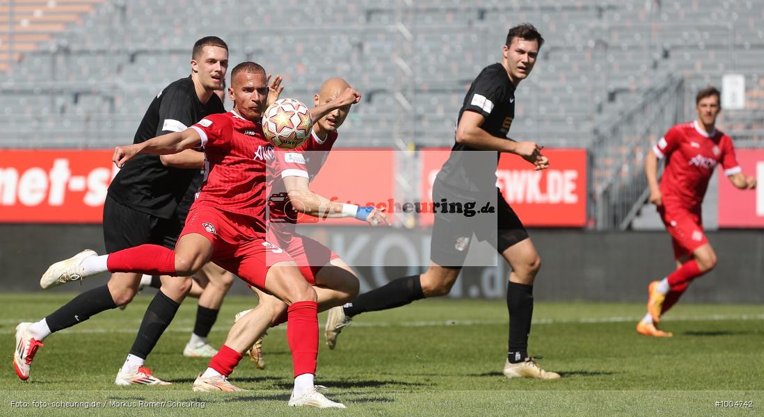 SPO, viertklassig, vierthöchste Spielklasse, Voetbal, Teamsport, Sport, Soccer, Saison 2024 2025, Profifußball, Männer, Mannschaftssport, Würzburg, Le Football, Herren, Germany, GER, Fußball, Futbol, Fussball, Fotball, Viertklassigkeit, Vierte Liga, Deutschland, DFB, DEU, AKON ARENA, Calcio, Regionalliga, Regionalliga Bayern, 2024/25, 12.04.2025, 29. Spieltag - Bild-ID: 1004742 SPO, viertklassig, vierthöchste Spielklasse, Voetbal, Teamsport, Sport, Soccer, Saison 2024 2025, Profifußball, Männer, Mannschaftssport, Würzburg, Le Football, Herren, Germany, GER, Fußball, Futbol, Fussball, Fotball, Viertklassigkeit, Vierte Liga, Deutschland, DFB, DEU, AKON ARENA, Calcio, Regionalliga, Regionalliga Bayern, 2024/25, 12.04.2025, 29. Spieltag - Bild-ID: 1004742