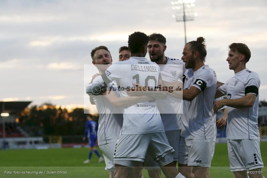 sp2482317, viertklassig, vierthoechste Spielklasse, Voetbal, Teamsport, Sport, Soccer, Saison 2024 2025, Profifussball, Maenner, Mannschaftssport, Le Football, Herren, Germany, GER, Fussball, Futbol, Fussball, Fotball, Viertklassigkeit, Vierte Liga, Deutschland, DFB, DEU, Calcio, Regionalliga, Regionalliga Bayern, 2024/25, 1. FC Schweinfurt 1905, SV Viktoria Aschaffenburg - Bild-ID: 1005101 sp2482317, viertklassig, vierthoechste Spielklasse, Voetbal, Teamsport, Sport, Soccer, Saison 2024 2025, Profifussball, Maenner, Mannschaftssport, Le Football, Herren, Germany, GER, Fussball, Futbol, Fussball, Fotball, Viertklassigkeit, Vierte Liga, Deutschland, DFB, DEU, Calcio, Regionalliga, Regionalliga Bayern, 2024/25, 1. FC Schweinfurt 1905, SV Viktoria Aschaffenburg - Bild-ID: 1005101
