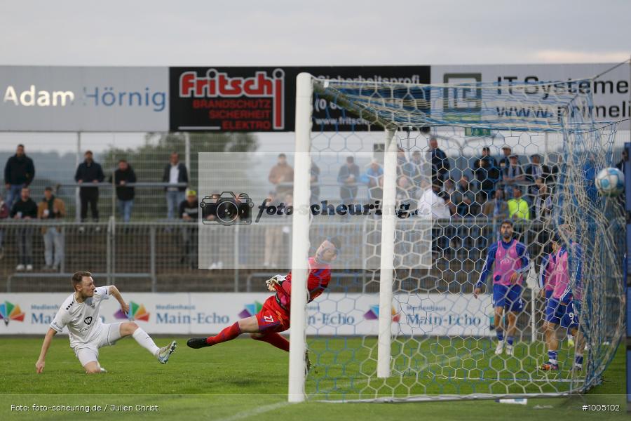 sp2482319, viertklassig, vierthoechste Spielklasse, Voetbal, Teamsport, Sport, Soccer, Saison 2024 2025, Profifussball, Maenner, Mannschaftssport, Le Football, Herren, Germany, GER, Fussball, Futbol, Fussball, Fotball, Viertklassigkeit, Vierte Liga, Deutschland, DFB, DEU, Calcio, Regionalliga, Regionalliga Bayern, 2024/25, 1. FC Schweinfurt 1905, SV Viktoria Aschaffenburg - Bild-ID: 1005102