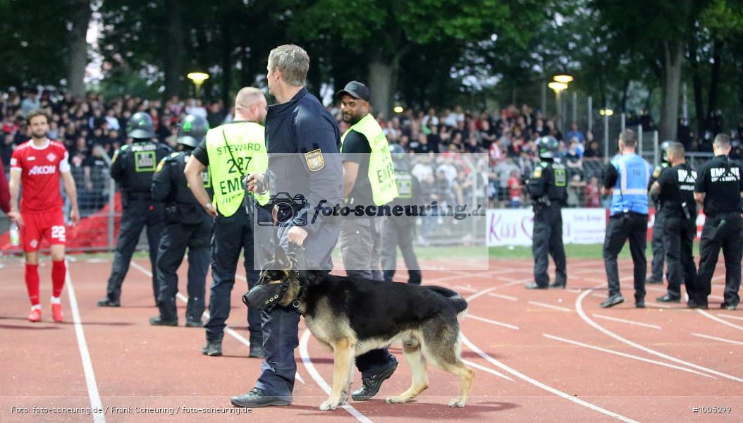 CT, viertklassig, vierthöchste Spielklasse, Voetbal, Teamsport, Sport, Soccer, Saison 2024 2025, Profifußball, Männer, Mannschaftssport, Schweinfurt, Le Football, Herren, Germany, GER, Fußball, Futbol, Fussball, Fotball, Viertklassigkeit, Vierte Liga, Deutschland, DFB, DEU, Sachs-Stadion, Calcio, Regionalliga, Regionalliga Bayern, 2024/25, 02.05.2025, 32. Spieltag - Bild-ID: 1005299 CT, viertklassig, vierthöchste Spielklasse, Voetbal, Teamsport, Sport, Soccer, Saison 2024 2025, Profifußball, Männer, Mannschaftssport, Schweinfurt, Le Football, Herren, Germany, GER, Fußball, Futbol, Fussball, Fotball, Viertklassigkeit, Vierte Liga, Deutschland, DFB, DEU, Sachs-Stadion, Calcio, Regionalliga, Regionalliga Bayern, 2024/25, 02.05.2025, 32. Spieltag - Bild-ID: 1005299