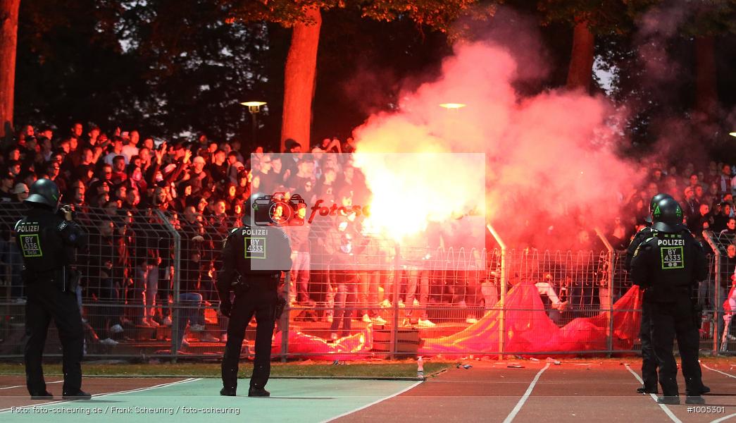 CT, viertklassig, vierthöchste Spielklasse, Voetbal, Teamsport, Sport, Soccer, Saison 2024 2025, Profifußball, Männer, Mannschaftssport, Schweinfurt, Le Football, Herren, Germany, GER, Fußball, Futbol, Fussball, Fotball, Viertklassigkeit, Vierte Liga, Deutschland, DFB, DEU, Sachs-Stadion, Calcio, Regionalliga, Regionalliga Bayern, 2024/25, 02.05.2025, 32. Spieltag - Bild-ID: 1005301 CT, viertklassig, vierthöchste Spielklasse, Voetbal, Teamsport, Sport, Soccer, Saison 2024 2025, Profifußball, Männer, Mannschaftssport, Schweinfurt, Le Football, Herren, Germany, GER, Fußball, Futbol, Fussball, Fotball, Viertklassigkeit, Vierte Liga, Deutschland, DFB, DEU, Sachs-Stadion, Calcio, Regionalliga, Regionalliga Bayern, 2024/25, 02.05.2025, 32. Spieltag - Bild-ID: 1005301
