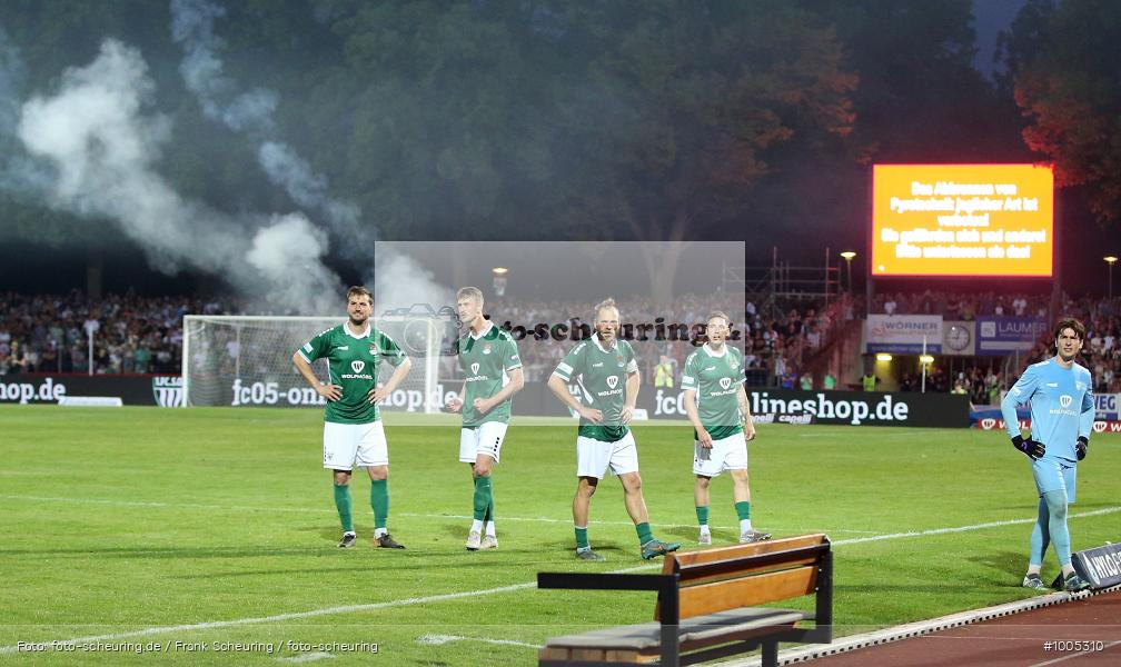 CT, viertklassig, vierthöchste Spielklasse, Voetbal, Teamsport, Sport, Soccer, Saison 2024 2025, Profifußball, Männer, Mannschaftssport, Schweinfurt, Le Football, Herren, Germany, GER, Fußball, Futbol, Fussball, Fotball, Viertklassigkeit, Vierte Liga, Deutschland, DFB, DEU, Sachs-Stadion, Calcio, Regionalliga, Regionalliga Bayern, 2024/25, 02.05.2025, 32. Spieltag - Bild-ID: 1005310