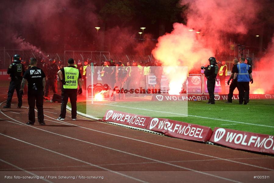 CT, viertklassig, vierthöchste Spielklasse, Voetbal, Teamsport, Sport, Soccer, Saison 2024 2025, Profifußball, Männer, Mannschaftssport, Schweinfurt, Le Football, Herren, Germany, GER, Fußball, Futbol, Fussball, Fotball, Viertklassigkeit, Vierte Liga, Deutschland, DFB, DEU, Sachs-Stadion, Calcio, Regionalliga, Regionalliga Bayern, 2024/25, 02.05.2025, 32. Spieltag - Bild-ID: 1005311
