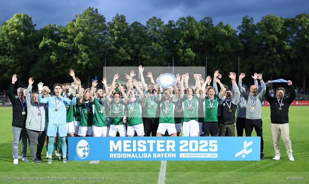 viertklassig, vierthöchste Spielklasse, Voetbal, Teamsport, Sport, Soccer, Saison 2024 2025, Profifußball, Männer, Mannschaftssport, Schweinfurt, Le Football, Herren, Germany, GER, Fußball, Futbol, Fussball, Fotball, Viertklassigkeit, Vierte Liga, Deutschland, DFB, DEU, Sachs-Stadion, Calcio, Regionalliga, Regionalliga Bayern, 2024/25, 16.05.2025, 34. Spieltag - Bild-ID: 1005382 viertklassig, vierthöchste Spielklasse, Voetbal, Teamsport, Sport, Soccer, Saison 2024 2025, Profifußball, Männer, Mannschaftssport, Schweinfurt, Le Football, Herren, Germany, GER, Fußball, Futbol, Fussball, Fotball, Viertklassigkeit, Vierte Liga, Deutschland, DFB, DEU, Sachs-Stadion, Calcio, Regionalliga, Regionalliga Bayern, 2024/25, 16.05.2025, 34. Spieltag - Bild-ID: 1005382