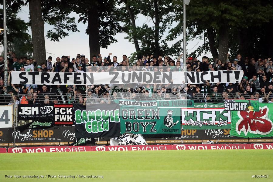 viertklassig, vierthöchste Spielklasse, Voetbal, Teamsport, Sport, Soccer, Saison 2024 2025, Profifußball, Männer, Mannschaftssport, Schweinfurt, Le Football, Herren, Germany, GER, Fußball, Futbol, Fussball, Fotball, Viertklassigkeit, Vierte Liga, Deutschland, DFB, DEU, Sachs-Stadion, Calcio, Regionalliga, Regionalliga Bayern, 2024/25, 16.05.2025, 34. Spieltag - Bild-ID: 1005421