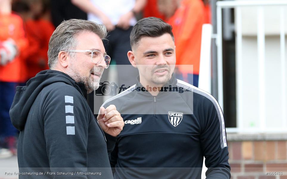 viertklassig, vierthöchste Spielklasse, Voetbal, Teamsport, Sport, Soccer, Saison 2024 2025, Profifußball, Männer, Mannschaftssport, Schweinfurt, Le Football, Herren, Germany, GER, Fußball, Futbol, Fussball, Fotball, Viertklassigkeit, Vierte Liga, Deutschland, DFB, DEU, Sachs-Stadion, Calcio, Regionalliga, Regionalliga Bayern, 2024/25, 16.05.2025, 34. Spieltag - Bild-ID: 1005433 viertklassig, vierthöchste Spielklasse, Voetbal, Teamsport, Sport, Soccer, Saison 2024 2025, Profifußball, Männer, Mannschaftssport, Schweinfurt, Le Football, Herren, Germany, GER, Fußball, Futbol, Fussball, Fotball, Viertklassigkeit, Vierte Liga, Deutschland, DFB, DEU, Sachs-Stadion, Calcio, Regionalliga, Regionalliga Bayern, 2024/25, 16.05.2025, 34. Spieltag - Bild-ID: 1005433