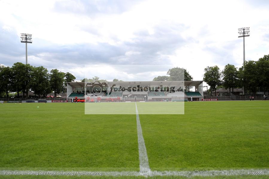 viertklassig, vierthöchste Spielklasse, Voetbal, Teamsport, Sport, Soccer, Saison 2024 2025, Profifußball, Männer, Mannschaftssport, Schweinfurt, Le Football, Herren, Germany, GER, Fußball, Futbol, Fussball, Fotball, Viertklassigkeit, Vierte Liga, Deutschland, DFB, DEU, Sachs-Stadion, Calcio, Regionalliga, Regionalliga Bayern, 2024/25, 16.05.2025, 34. Spieltag - Bild-ID: 1005553 viertklassig, vierthöchste Spielklasse, Voetbal, Teamsport, Sport, Soccer, Saison 2024 2025, Profifußball, Männer, Mannschaftssport, Schweinfurt, Le Football, Herren, Germany, GER, Fußball, Futbol, Fussball, Fotball, Viertklassigkeit, Vierte Liga, Deutschland, DFB, DEU, Sachs-Stadion, Calcio, Regionalliga, Regionalliga Bayern, 2024/25, 16.05.2025, 34. Spieltag - Bild-ID: 1005553