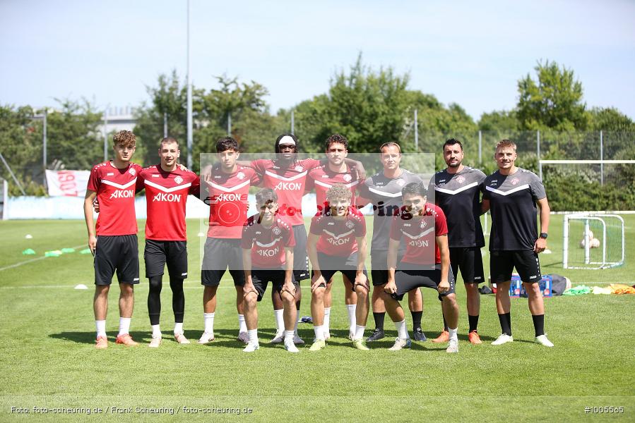 CT, viertklassig, vierthöchste Spielklasse, Voetbal, Teamsport, Sport, Soccer, Saison 2025 2026, Profifußball, Männer, Mannschaftssport, Würzburg, Le Football, Herren, Germany, GER, Fußball, Futbol, Fussball, Fotball, Viertklassigkeit, Vierte Liga, Deutschland, DFB, DEU, KRE Sportpark Sieboldshöhe, Calcio, Regionalliga, Regionalliga Bayern, 2025/26, 11.06.2025, Trainingsstart, Training, Auftakttraining - Bild-ID: 1005565 CT, viertklassig, vierthöchste Spielklasse, Voetbal, Teamsport, Sport, Soccer, Saison 2025 2026, Profifußball, Männer, Mannschaftssport, Würzburg, Le Football, Herren, Germany, GER, Fußball, Futbol, Fussball, Fotball, Viertklassigkeit, Vierte Liga, Deutschland, DFB, DEU, KRE Sportpark Sieboldshöhe, Calcio, Regionalliga, Regionalliga Bayern, 2025/26, 11.06.2025, Trainingsstart, Training, Auftakttraining - Bild-ID: 1005565