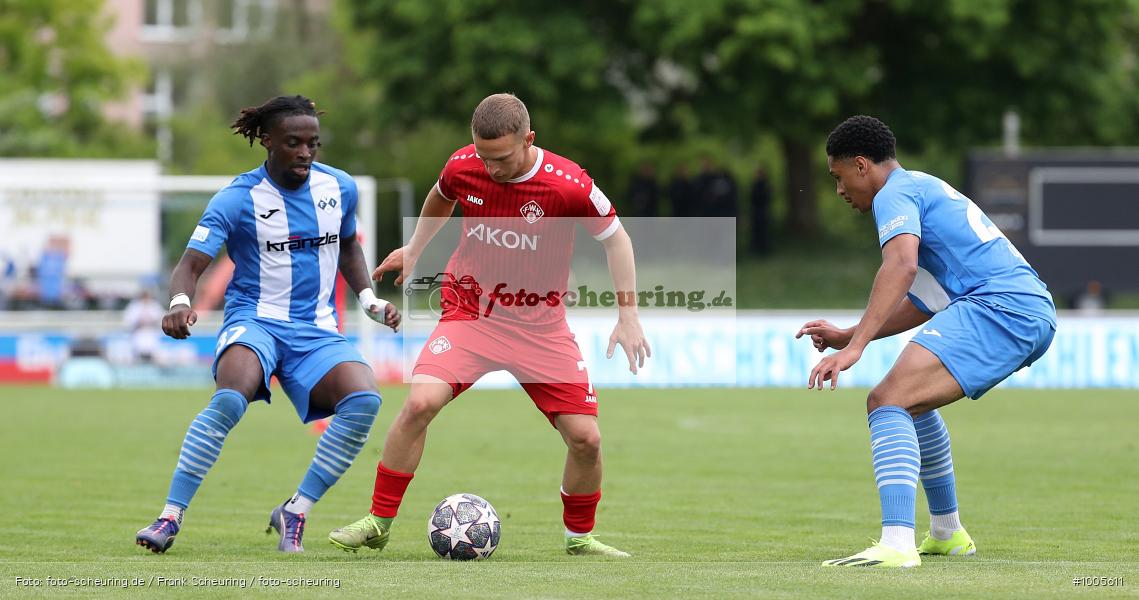 CT, viertklassig, vierthöchste Spielklasse, Voetbal, Teamsport, Sport, Soccer, Saison 2024 2025, Profifußball, Männer, Mannschaftssport, Illertissen, Le Football, Herren, Germany, GER, Fußball, Futbol, Fussball, Fotball, Viertklassigkeit, Vierte Liga, Deutschland, DFB, DEU, Vöhlin-Stadion, Calcio, Regionalliga, Regionalliga Bayern, 2024/25, 17.05.2025, 34. Spieltag - Bild-ID: 1005611 CT, viertklassig, vierthöchste Spielklasse, Voetbal, Teamsport, Sport, Soccer, Saison 2024 2025, Profifußball, Männer, Mannschaftssport, Illertissen, Le Football, Herren, Germany, GER, Fußball, Futbol, Fussball, Fotball, Viertklassigkeit, Vierte Liga, Deutschland, DFB, DEU, Vöhlin-Stadion, Calcio, Regionalliga, Regionalliga Bayern, 2024/25, 17.05.2025, 34. Spieltag - Bild-ID: 1005611