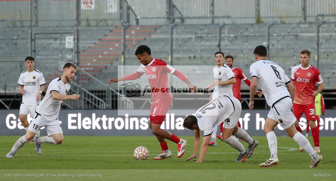 viertklassig, vierthöchste Spielklasse, Voetbal, Teamsport, Sport, Soccer, Saison 2025 2026, Profifußball, Männer, Mannschaftssport, Würzburg, Le Football, Herren, Germany, GER, Fußball, Futbol, Fussball, Fotball, Viertklassigkeit, Vierte Liga, Deutschland, DFB, DEU, AKON ARENA, Calcio, Regionalliga, Regionalliga Bayern, 2025/26, 01.08.2025, 2. Spieltag - Bild-ID: 1006526 viertklassig, vierthöchste Spielklasse, Voetbal, Teamsport, Sport, Soccer, Saison 2025 2026, Profifußball, Männer, Mannschaftssport, Würzburg, Le Football, Herren, Germany, GER, Fußball, Futbol, Fussball, Fotball, Viertklassigkeit, Vierte Liga, Deutschland, DFB, DEU, AKON ARENA, Calcio, Regionalliga, Regionalliga Bayern, 2025/26, 01.08.2025, 2. Spieltag - Bild-ID: 1006526